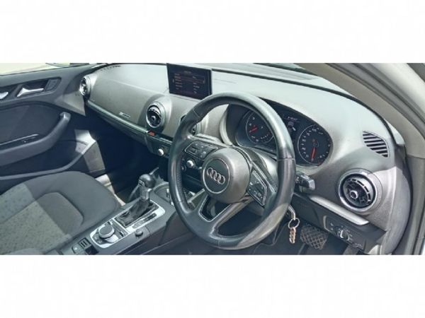 2018-Audi-A3-Sportback-10-TFSI-Auto-30-TFSI image:4