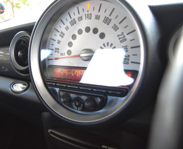 2014-MINI-Hatch-Cooper-S image:21