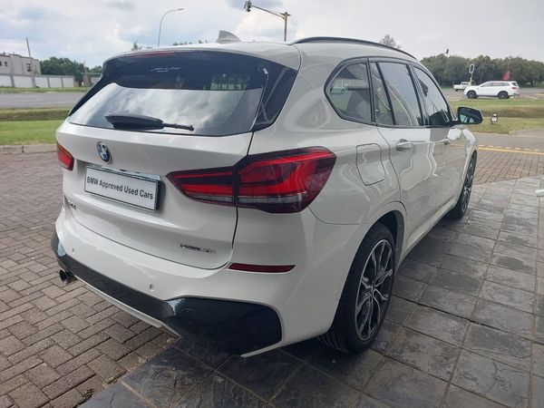 2022-BMW-X1-sDrive18i-M-Sport-Auto image:5
