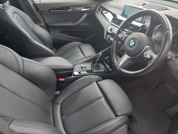2022-BMW-X1-sDrive18i-M-Sport-Auto image:8