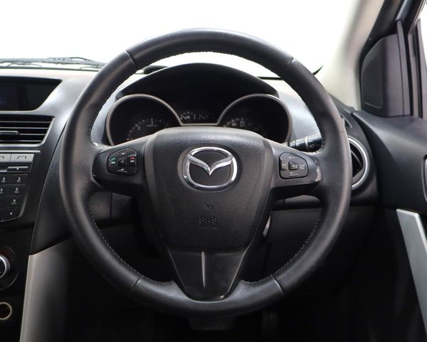 2015-Mazda-BT-50-32-TDi-SLE-Auto-Double-Cab image:9