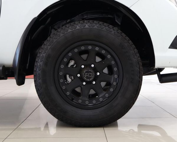2015-Mazda-BT-50-32-TDi-SLE-Auto-Double-Cab image:16
