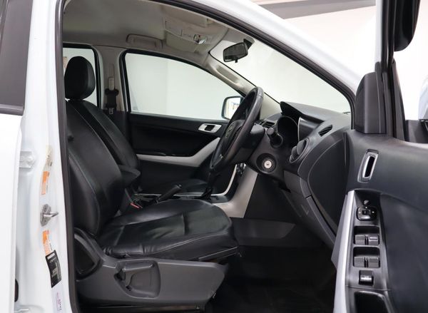 2015-Mazda-BT-50-32-TDi-SLE-Auto-Double-Cab image:20