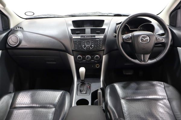 2015-Mazda-BT-50-32-TDi-SLE-Auto-Double-Cab image:8