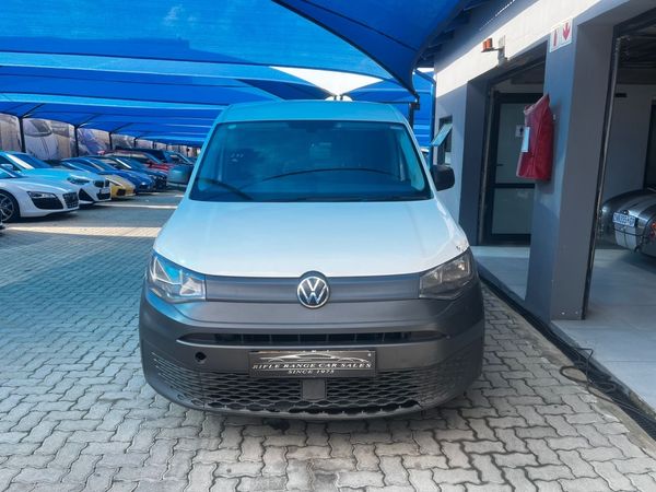 2022-Volkswagen-Caddy-Maxi-Cargo-20-TDI-81kw-Panel-Van image:1