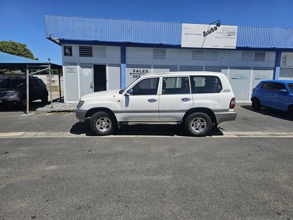 2006-Toyota-Land-Cruiser-100-GX-45 image:2
