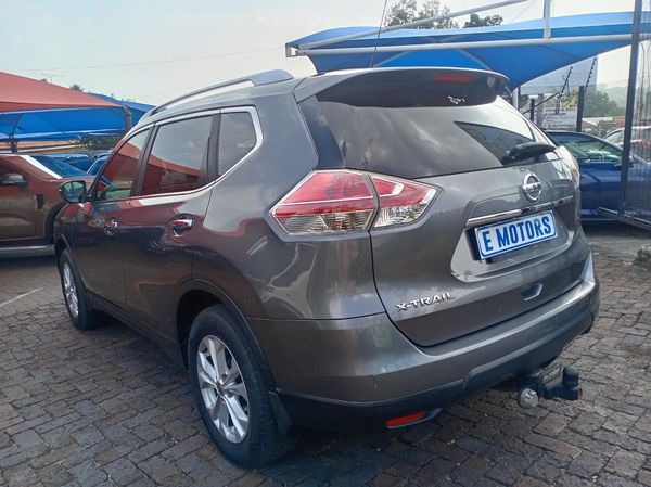 2015-Nissan-X-Trail-25-SE-4x4-Auto image:14