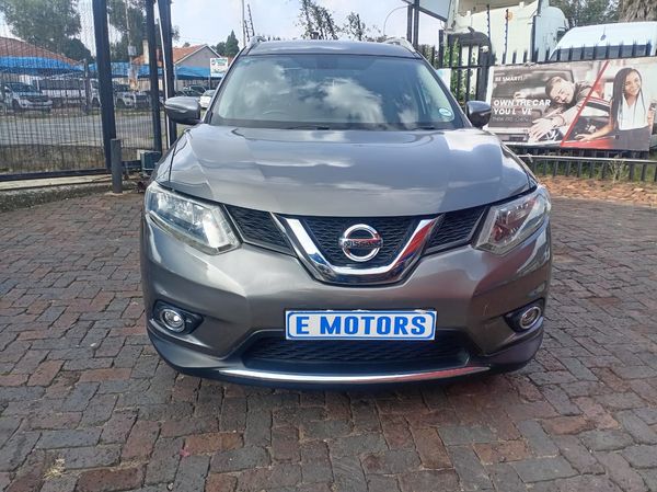 2015-Nissan-X-Trail-25-SE-4x4-Auto image:2