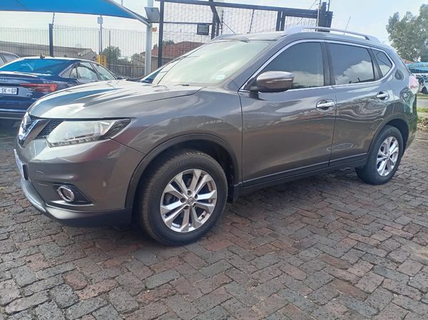 2015-Nissan-X-Trail-25-SE-4x4-Auto image:4