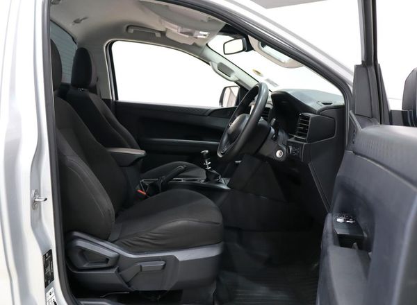 2023-Volkswagen-Amarok-20-TDI-125kW-Single-Cab image:14