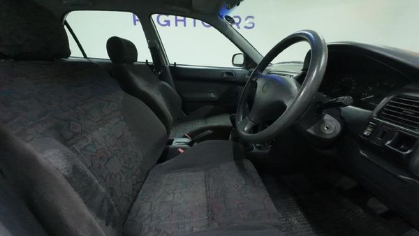 1999-Toyota-Corolla-160i-GLE image:9
