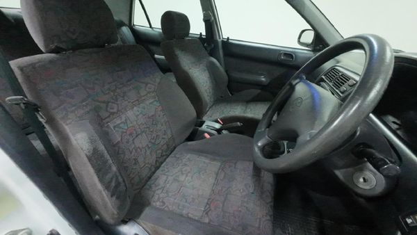 1999-Toyota-Corolla-160i-GLE image:13