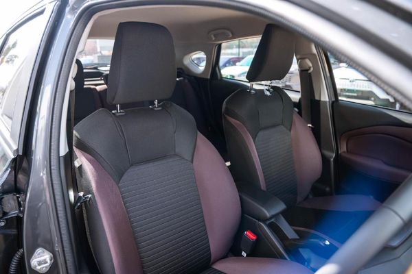 2026-Toyota-Starlet-Cross-15XR image:9