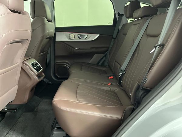 2025-Chery-Tiggo-8-Pro-Max-20-TDGi-Executive-DCT image:3