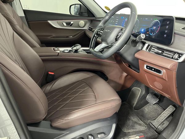 2025-Chery-Tiggo-8-Pro-Max-20-TDGi-Executive-DCT image:6