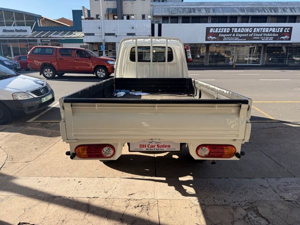 2015-Hyundai-H100-Bakkie-26D-Dropside image:1