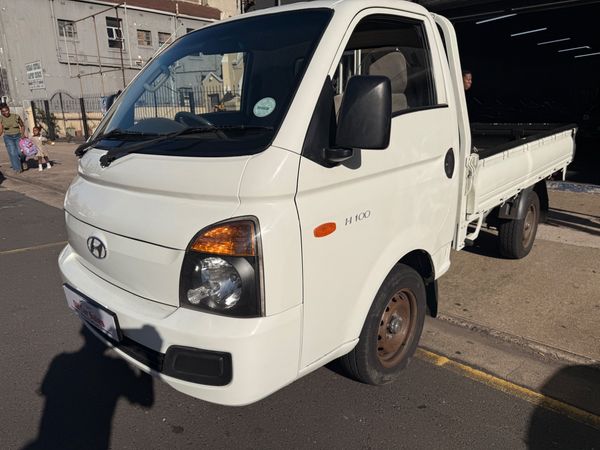 2015-Hyundai-H100-Bakkie-26D-Dropside image:5