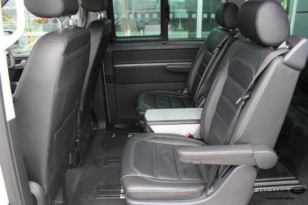 2021-Volkswagen-Caravelle-T61-20-BiTDI-Highline-Auto-4Motion-146kW image:12