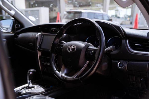 2021-Toyota-Fortuner-28-GD-6-Raised-Body-Auto image:9