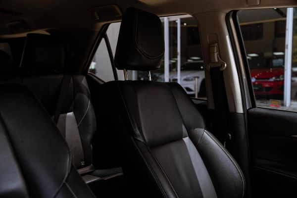 2021-Toyota-Fortuner-28-GD-6-Raised-Body-Auto image:6
