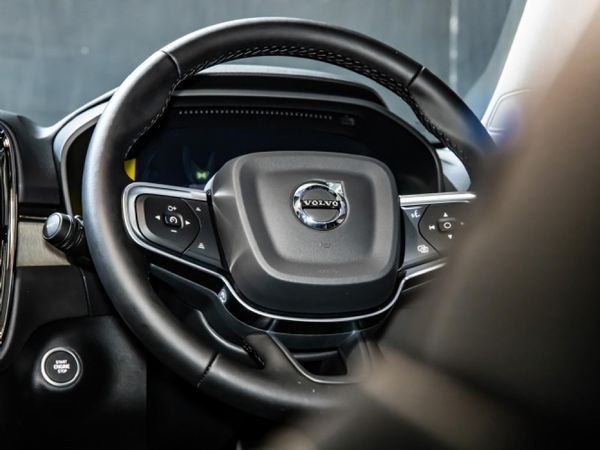 2026-Volvo-XC40-B4-Plus-Dark-Geartronic-Mild-Hybrid image:11