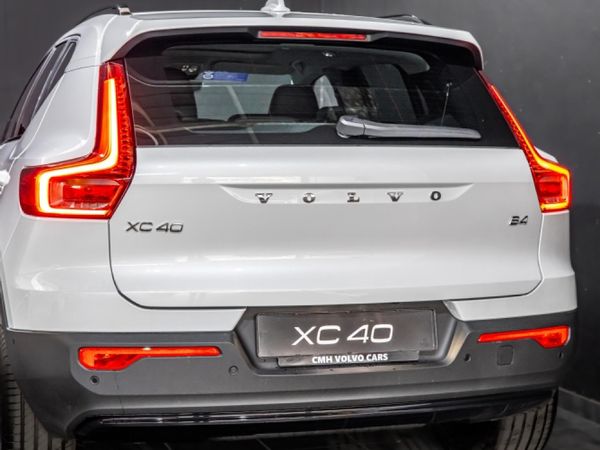2026-Volvo-XC40-B4-Plus-Dark-Geartronic-Mild-Hybrid image:18
