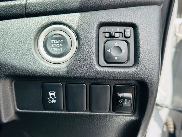 2023-Mitsubishi-Triton-24-Di-Dc-Xtreme-4x4-Auto-Double-Cab image:14
