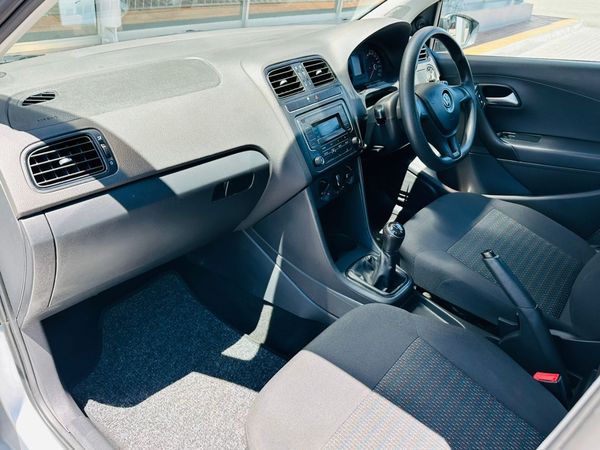 2019-Volkswagen-Polo-Vivo-14-Trendline-5-dr image:10