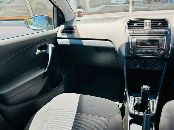 2019-Volkswagen-Polo-Vivo-14-Trendline-5-dr image:12
