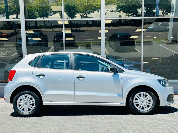 2019-Volkswagen-Polo-Vivo-14-Trendline-5-dr image:3