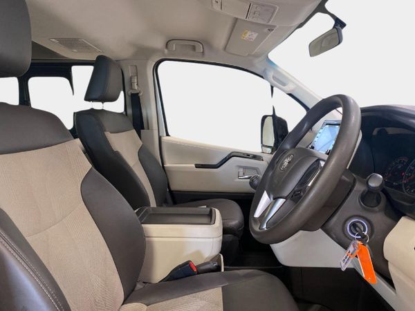 2024-Toyota-Quantum-28-GL-11-seat image:7