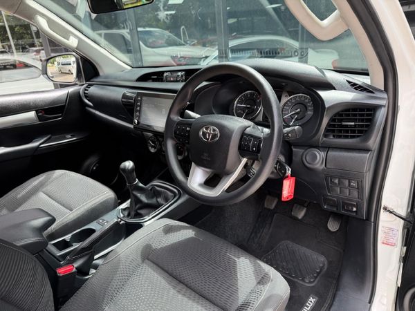 2024-Toyota-Hilux-24-GD-6-Raised-Body-Raider-Extended-Cab image:6