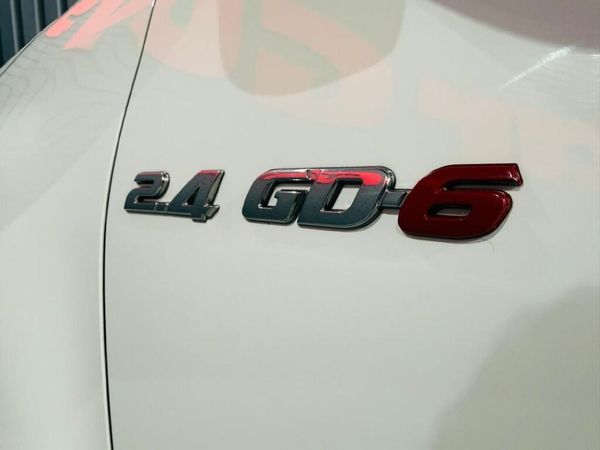 2024-Toyota-Hilux-24-GD-6-Raised-Body-Raider-Extended-Cab image:16