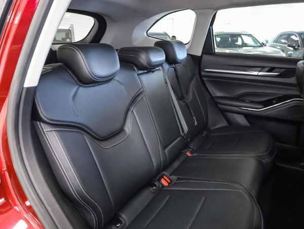 2023-Haval-H6-20T-Premium-Auto image:10