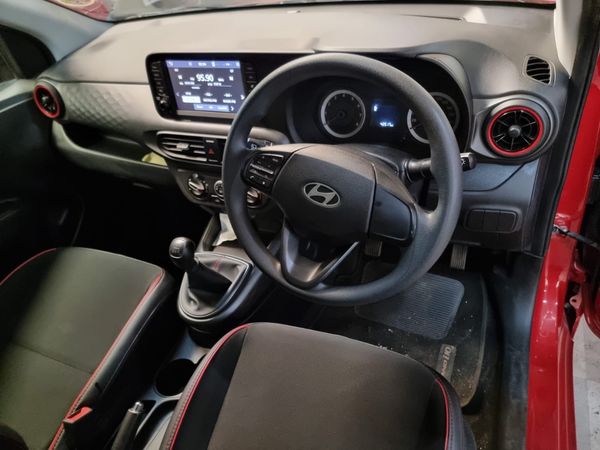 2024-Hyundai-Grand-i10-10-Fluid image:9
