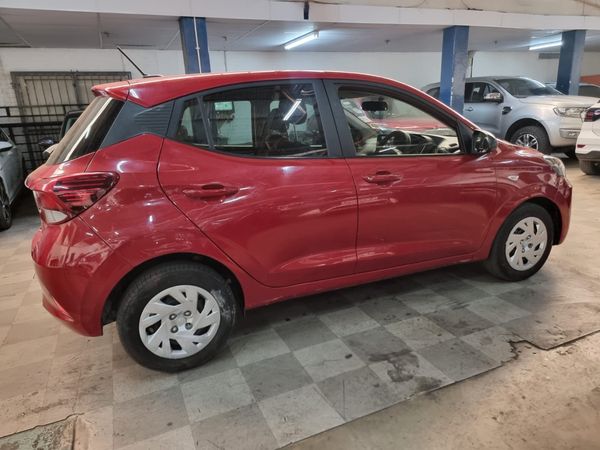 2024-Hyundai-Grand-i10-10-Fluid image:4