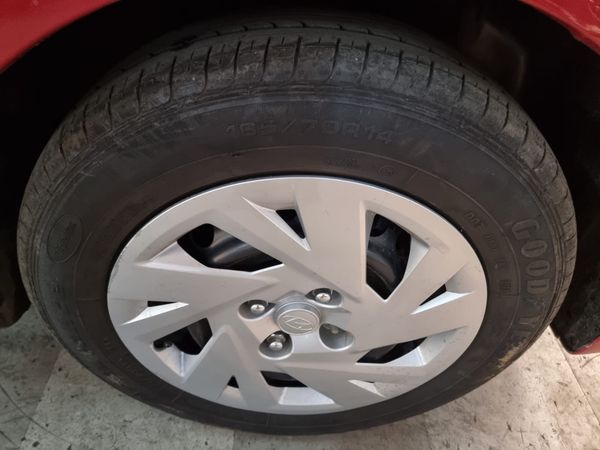 2024-Hyundai-Grand-i10-10-Fluid image:5