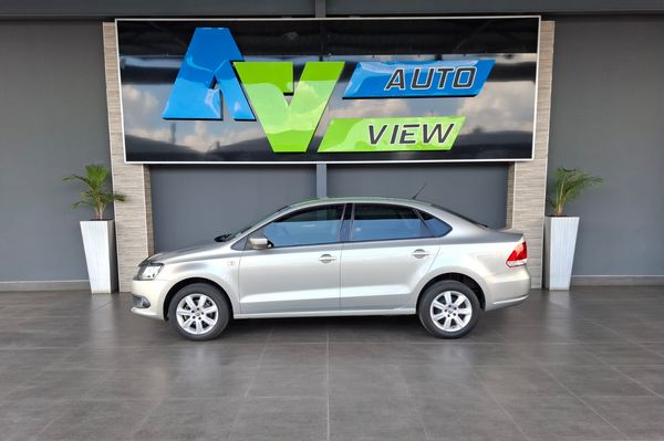 2013-Volkswagen-Polo-16-Comfortline image:5