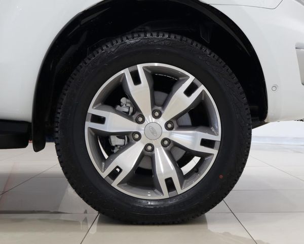 2017-Ford-Everest-32TDCi-4WD-Limited-Auto image:16