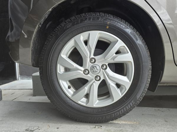 2026-Suzuki-Swift-12-GL image:6