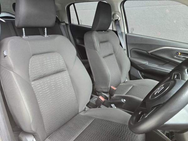 2026-Suzuki-Swift-12-GL image:7