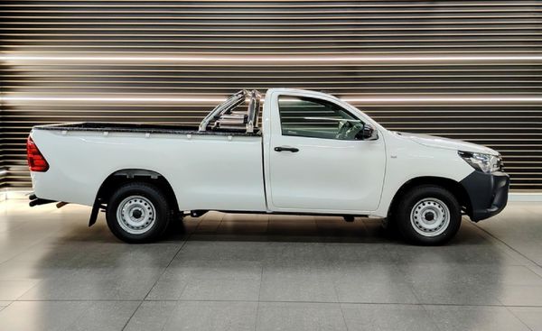 2022-Toyota-Hilux-20-VVTi-Single-Cab image:19