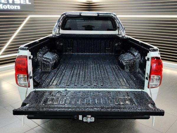 2022-Toyota-Hilux-20-VVTi-Single-Cab image:4