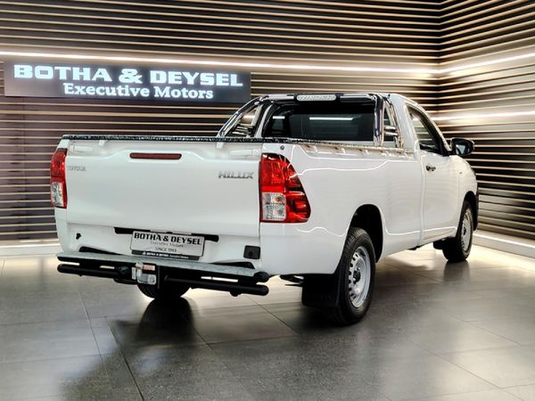2022-Toyota-Hilux-20-VVTi-Single-Cab image:5