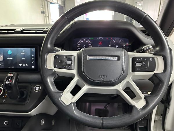 2020-Land-Rover-Defender-110-D240-HSE-177kW image:13