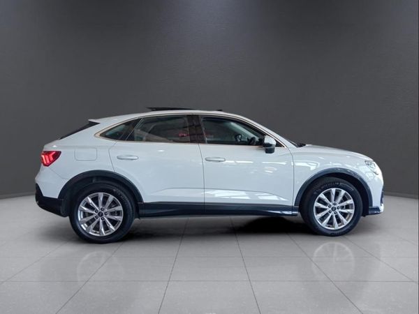2024-Audi-Q3-Sportback-35-TFSI image:7