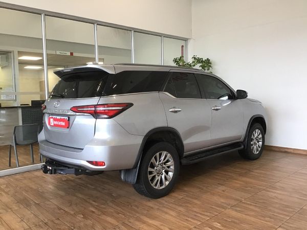 2021-Toyota-Fortuner-28-GD-6-VX-Auto image:1