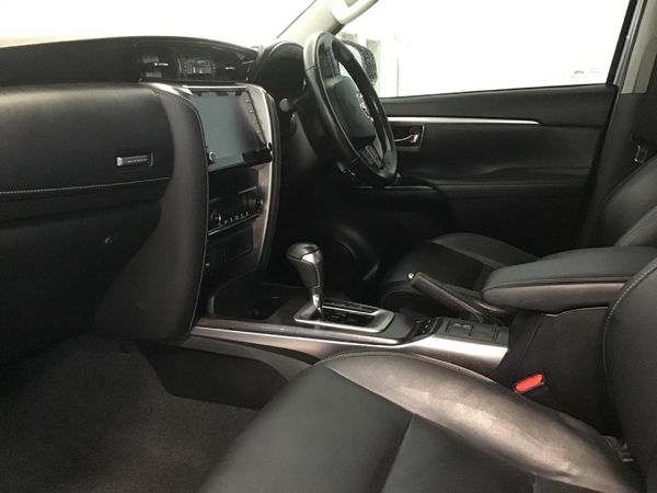 2021-Toyota-Fortuner-28-GD-6-VX-Auto image:6