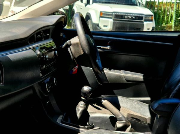 2015-Toyota-Corolla-16-Sprinter image:13