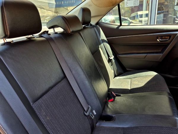 2015-Toyota-Corolla-16-Sprinter image:22